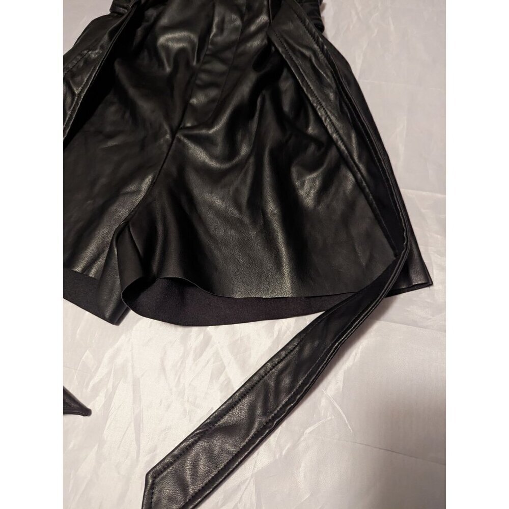 Zenana Shorts Womens Size XS Faux Leather Paperbag Waist Belted Dressy Casual - Picture 3 of 13